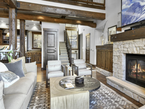 Silver Star Ski in Ski out and shuttle to Park City